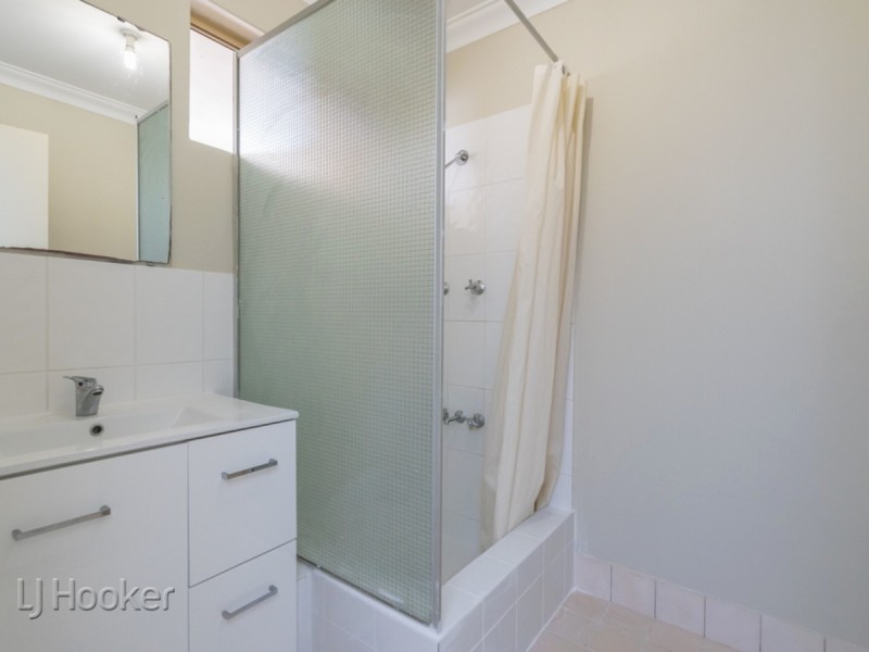 2/169 Shepperton Road, Victoria Park WA 6100