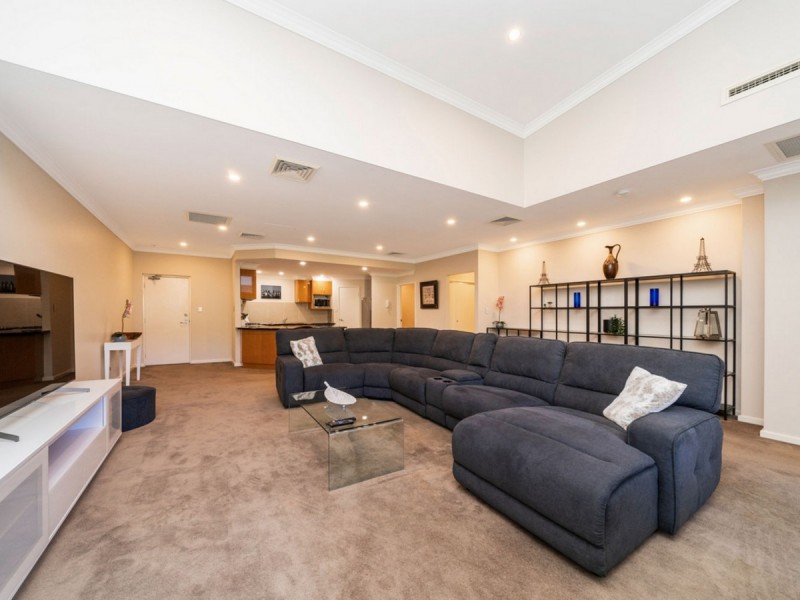 21/118 Royal Street, East Perth WA 6004