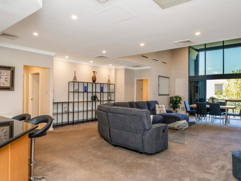 21/118 Royal Street, East Perth WA 6004