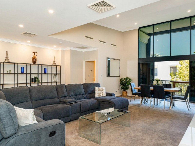 21/118 Royal Street, East Perth WA 6004