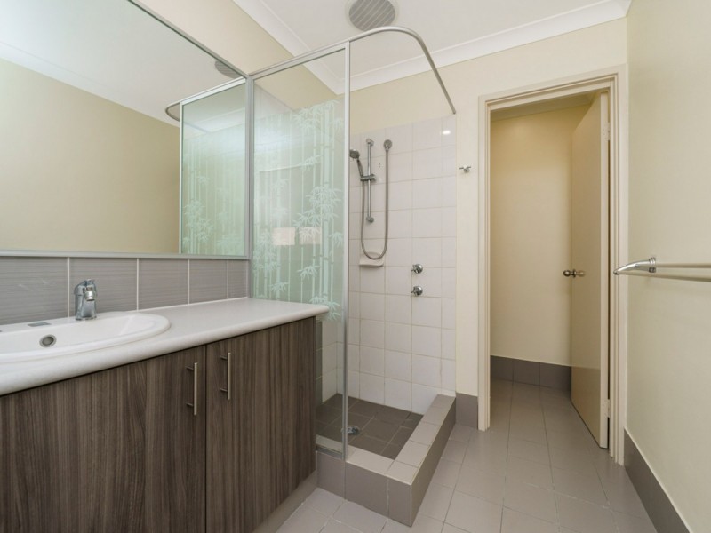 2 Greaves Row, Belmont WA 6104