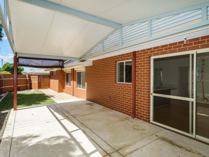 2 Greaves Row, Belmont WA 6104