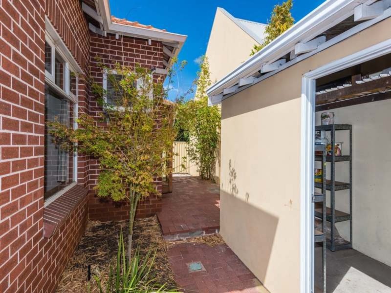 211 Ninth Avenue, Inglewood WA 6052