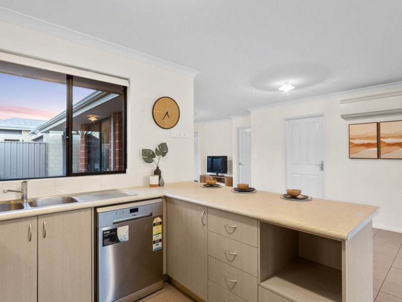 33 Moojebing Street, Bayswater WA 6053