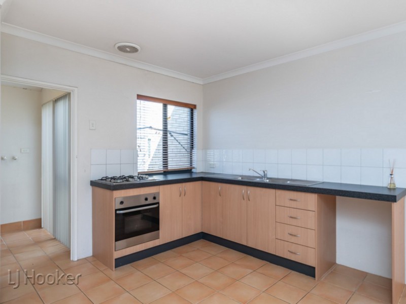 9F Doust Street, Cannington WA 6107