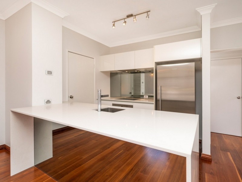 10/62 Bronte Street, East Perth WA 6004