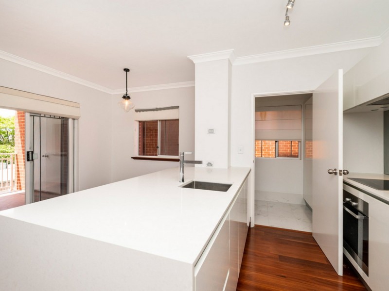 10/62 Bronte Street, East Perth WA 6004