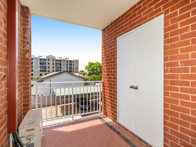 10/62 Bronte Street, East Perth WA 6004