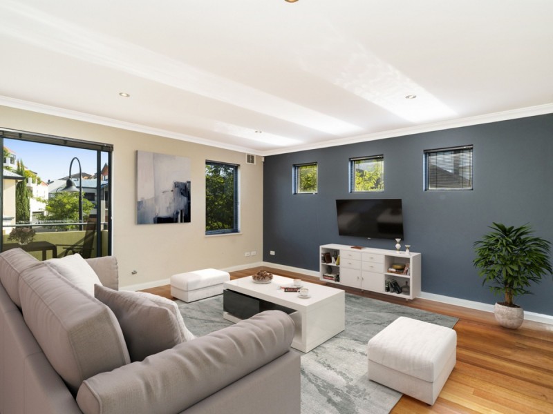 15 Tully Road, East Perth WA 6004