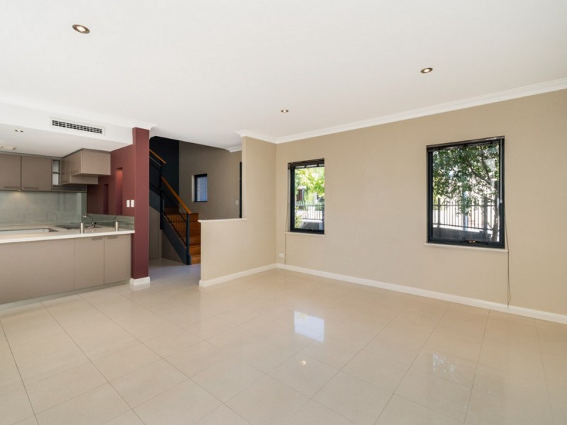 15 Tully Road, East Perth WA 6004