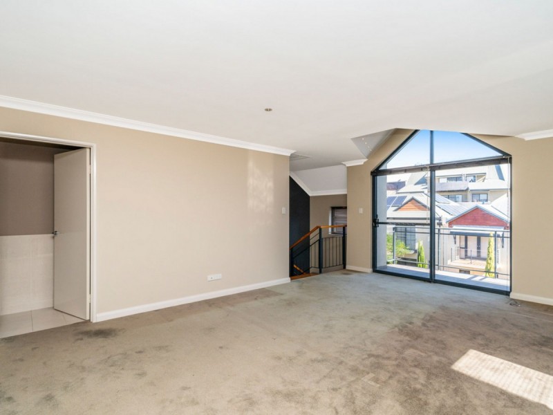 15 Tully Road, East Perth WA 6004