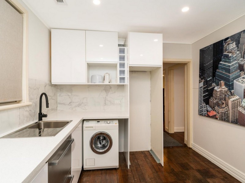 4/1196 Albany Highway, Bentley WA 6102