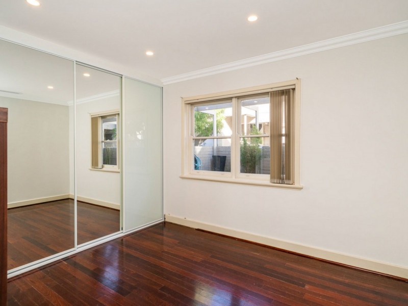 4/1196 Albany Highway, Bentley WA 6102