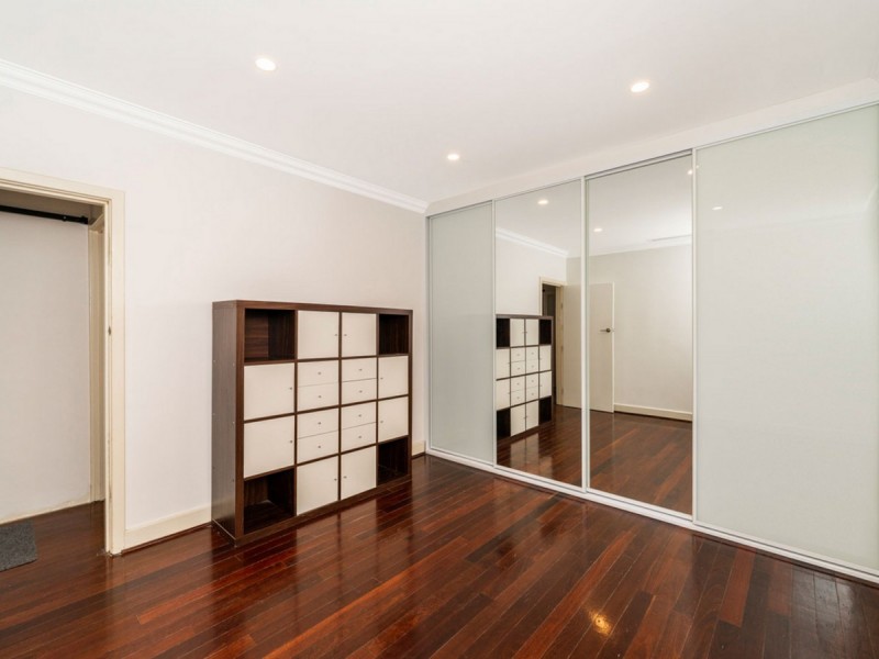 4/1196 Albany Highway, Bentley WA 6102