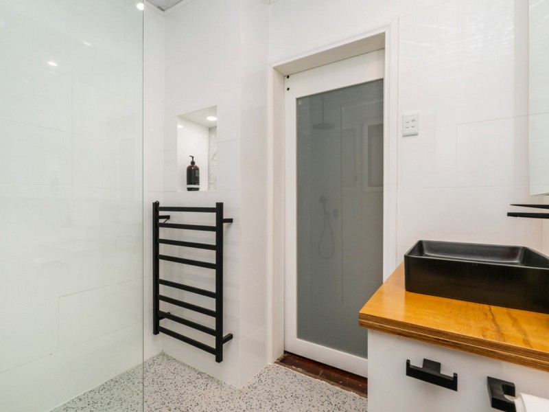 4/1196 Albany Highway, Bentley WA 6102