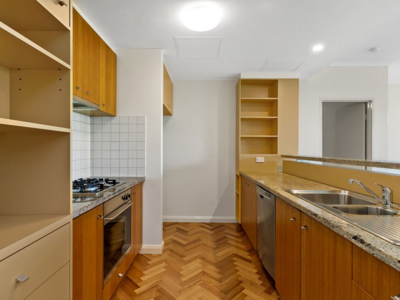 18/1 Henry Lawson Walk, East Perth WA 6004