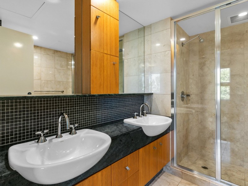 18/1 Henry Lawson Walk, East Perth WA 6004