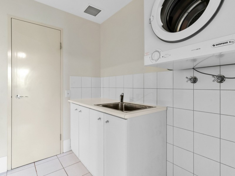 18/1 Henry Lawson Walk, East Perth WA 6004