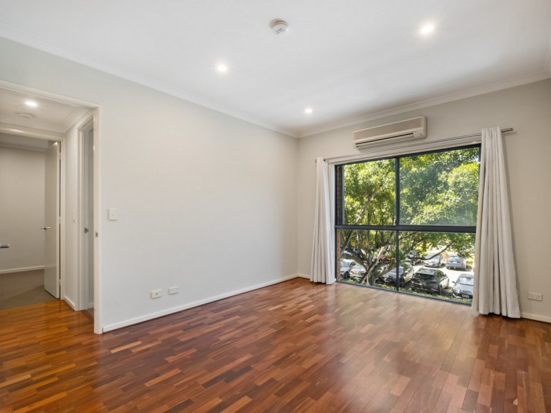 8/22 Saunders Street, East Perth WA 6004