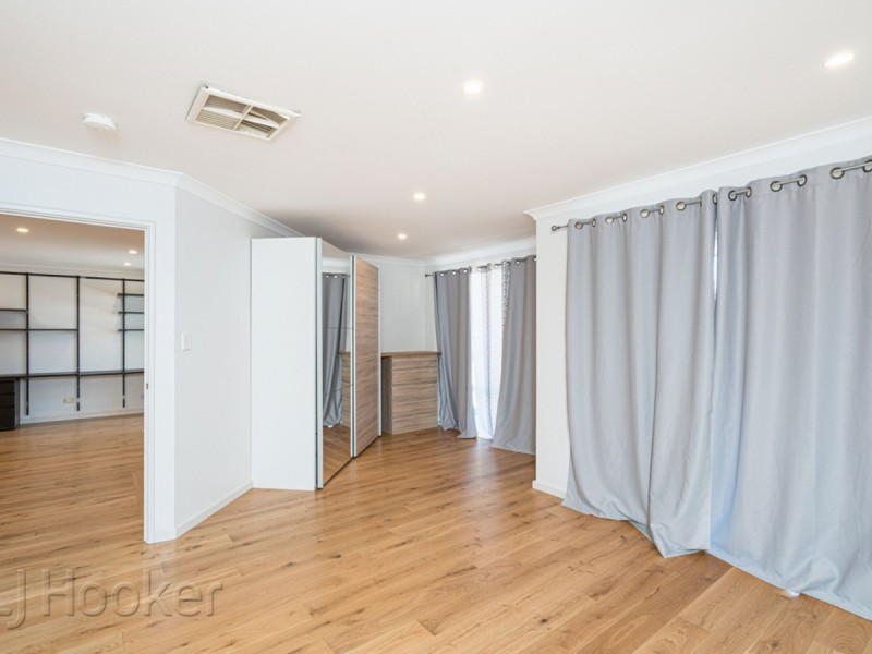 11 Grimbsy Close, Kenwick WA 6107