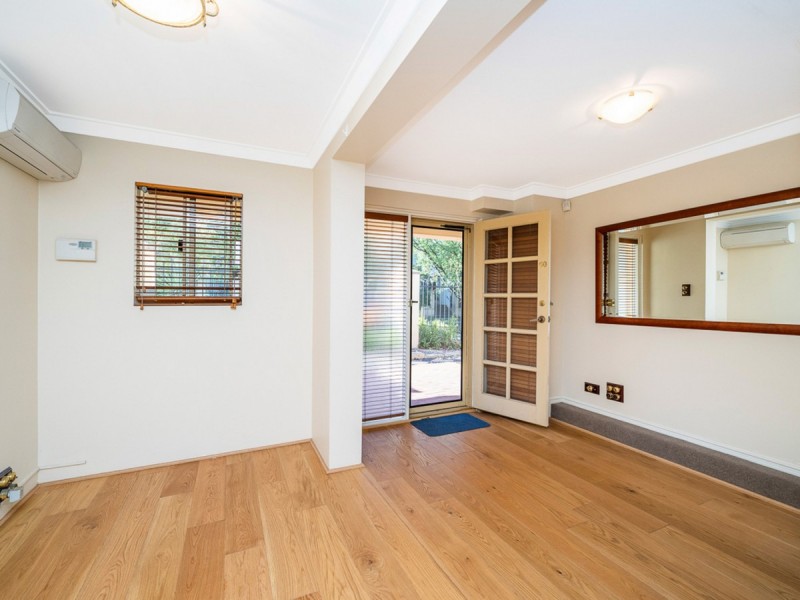 60/22 Nile Street, East Perth WA 6004