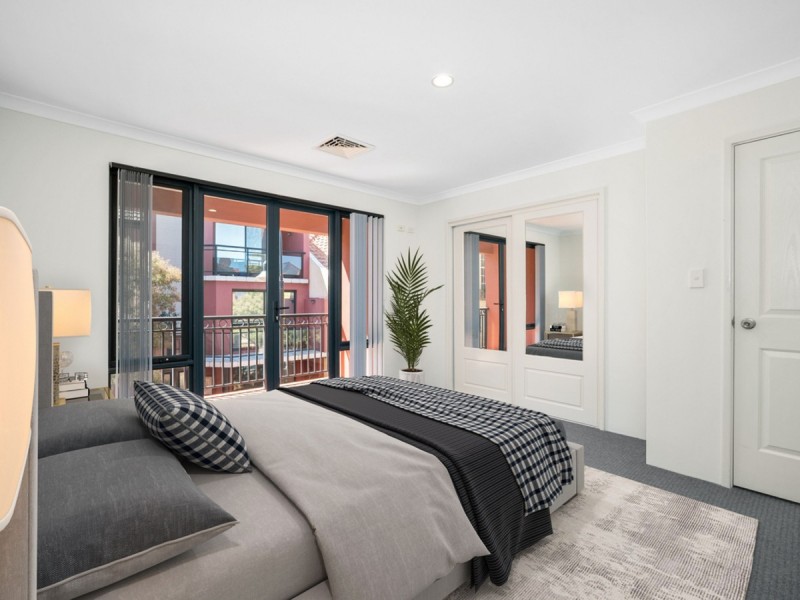 6 Flagstaff Lane, East Perth WA 6004