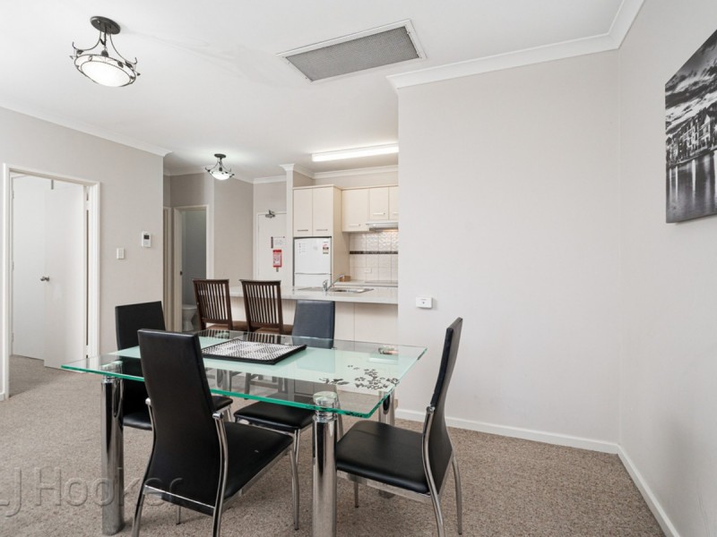 39/11 Regal Place, East Perth WA 6004