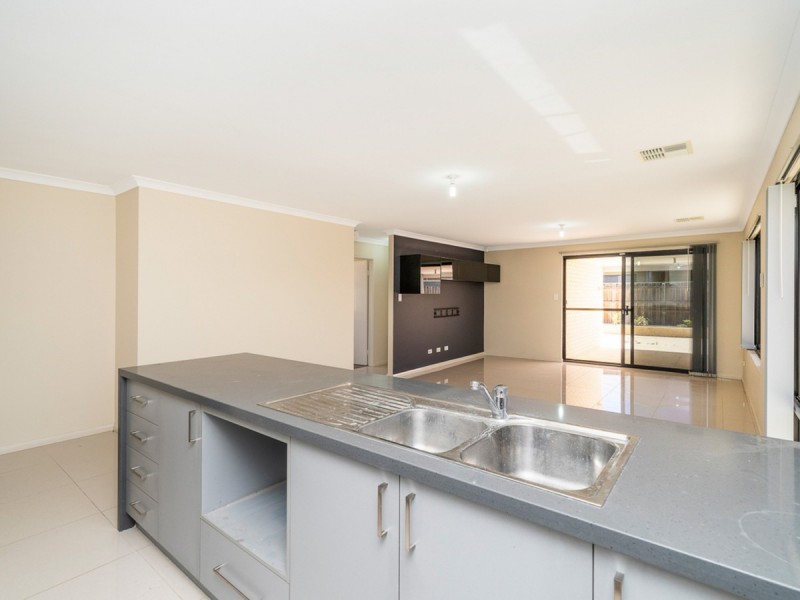 3 Garrison Road, Ellenbrook WA 6069