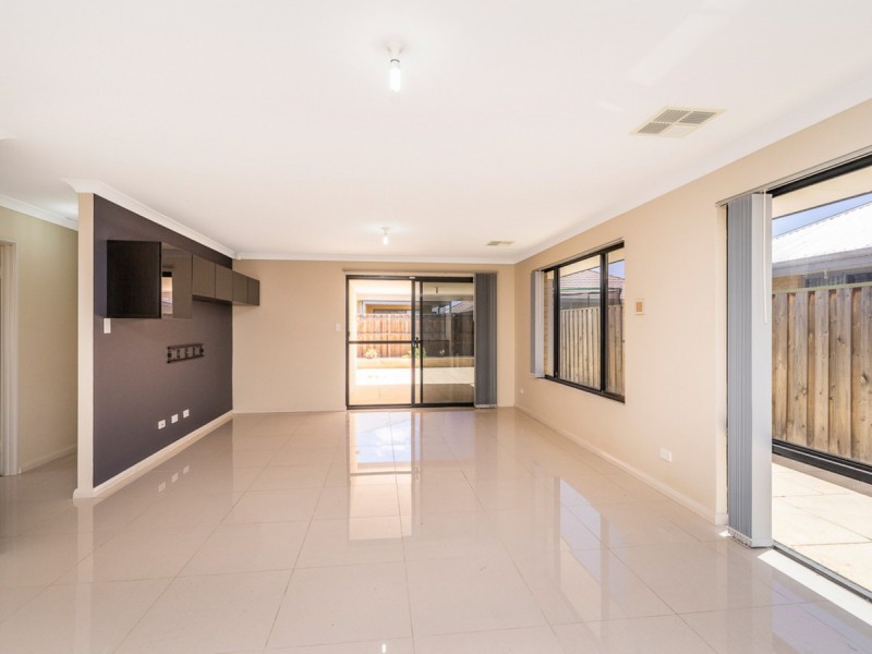 3 Garrison Road, Ellenbrook WA 6069