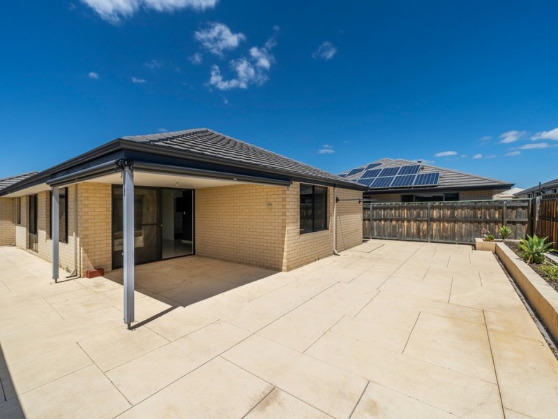 3 Garrison Road, Ellenbrook WA 6069
