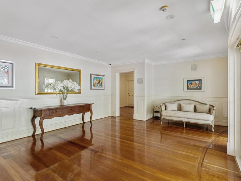 8/2 Henry Lawson Walk, East Perth WA 6004