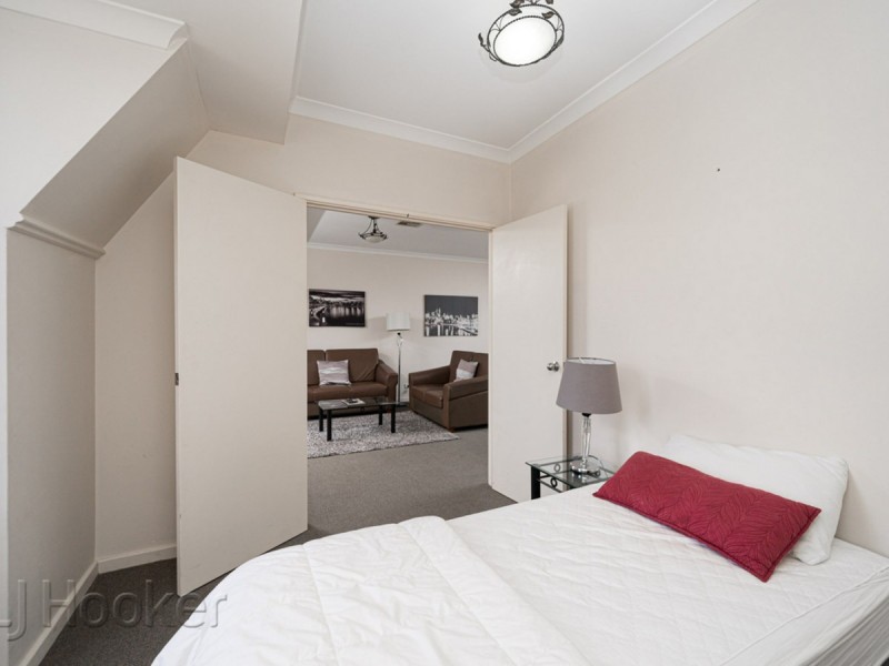 54/11 Regal Place, East Perth WA 6004