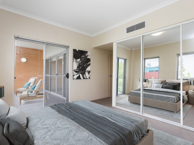 17/32 Fielder Street, East Perth WA 6004