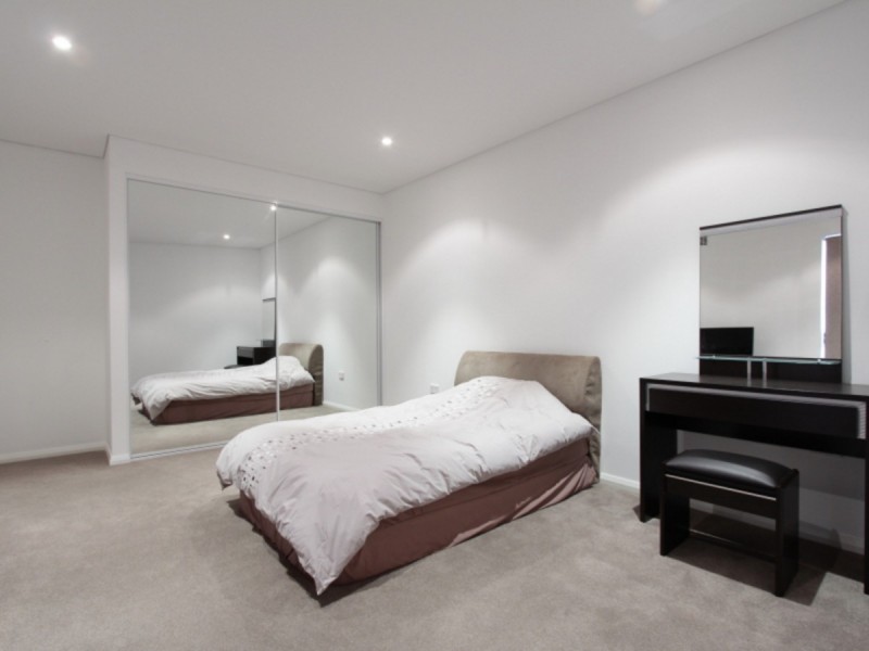 8/1 Tanunda Drive, Rivervale WA 6103