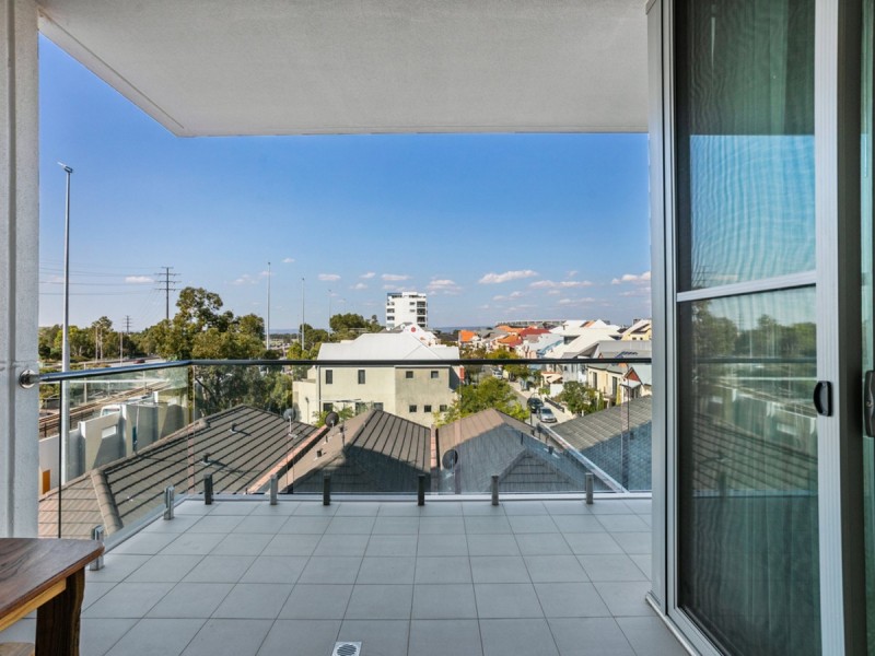310/9 Tully Road, East Perth WA 6004