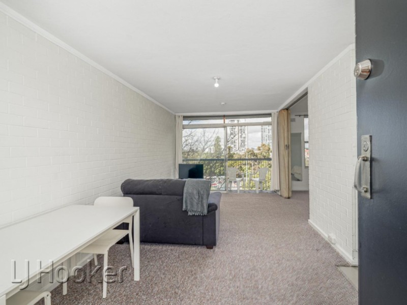 24/38-42 Waterloo Crescent, East Perth WA 6004