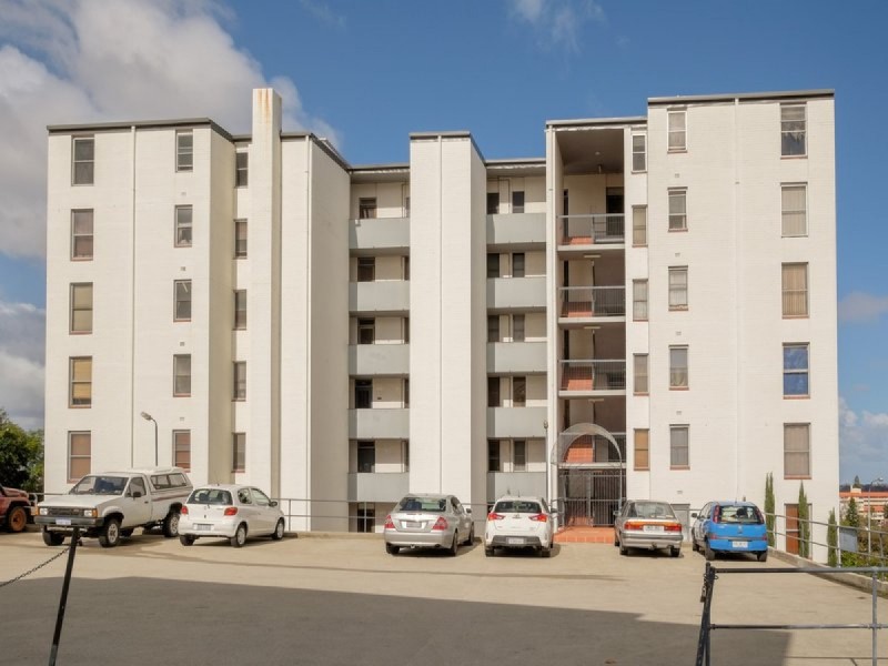 24/38-42 Waterloo Crescent, East Perth WA 6004