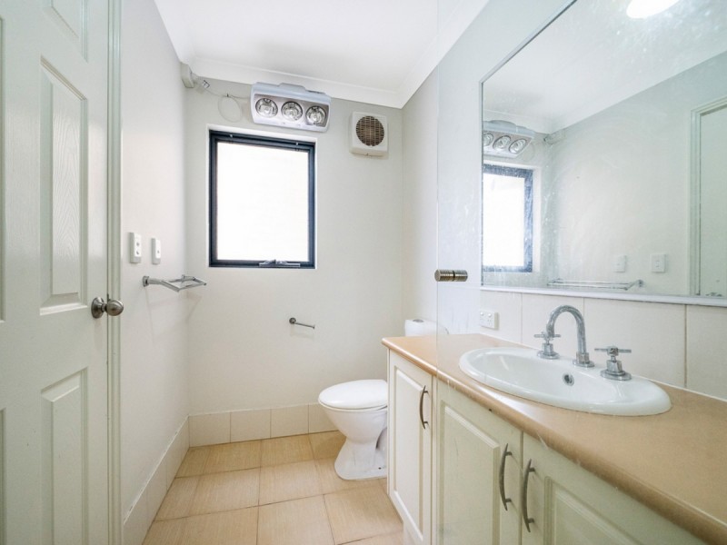 1/67 Aquaviva Circle, Viveash WA 6056