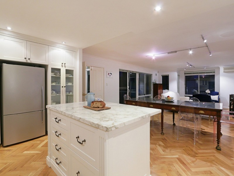 9 Vanguard Terrace, East Perth WA 6004