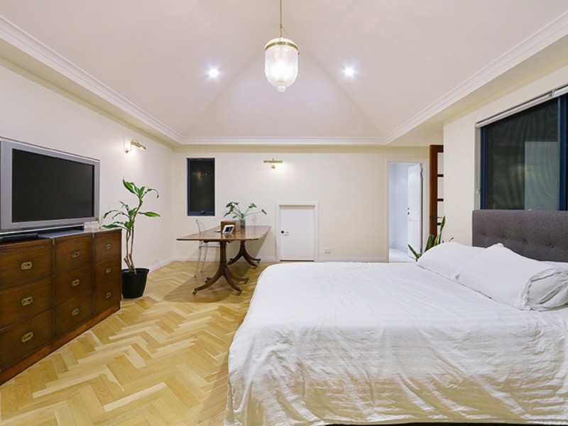 9 Vanguard Terrace, East Perth WA 6004