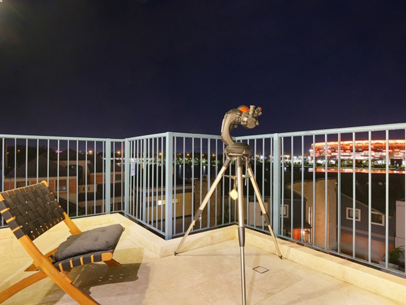 9 Vanguard Terrace, East Perth WA 6004