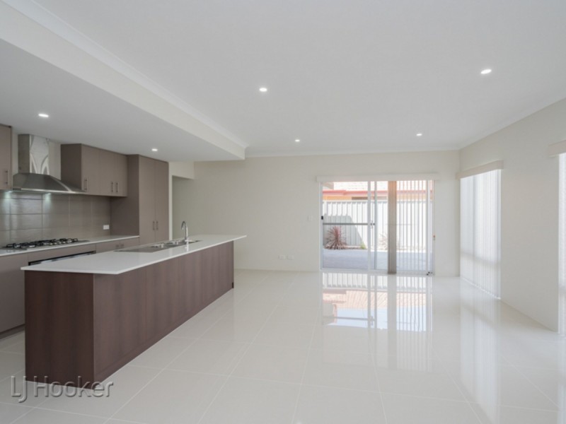 120D Thomas Street, Queens Park WA 6107