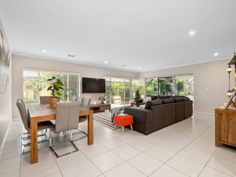 3 Greystone Terrace, Helena Valley WA 6056