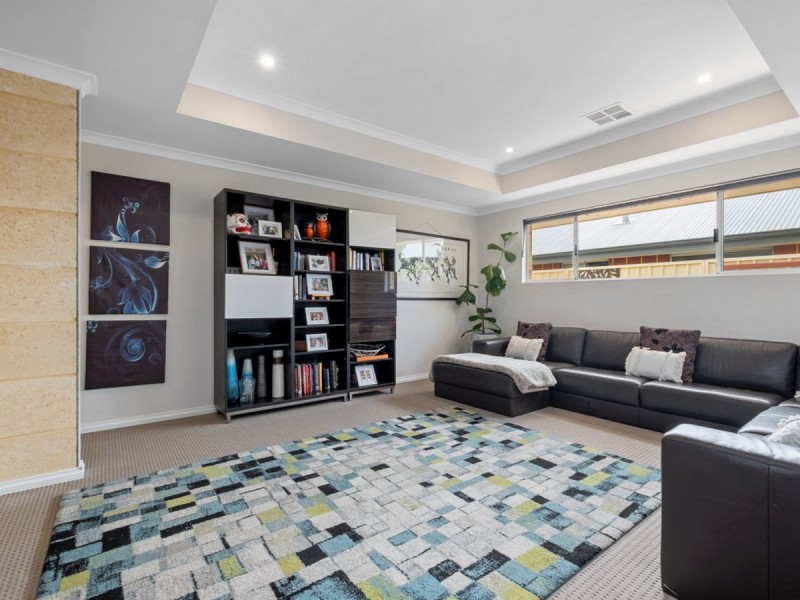 3 Greystone Terrace, Helena Valley WA 6056