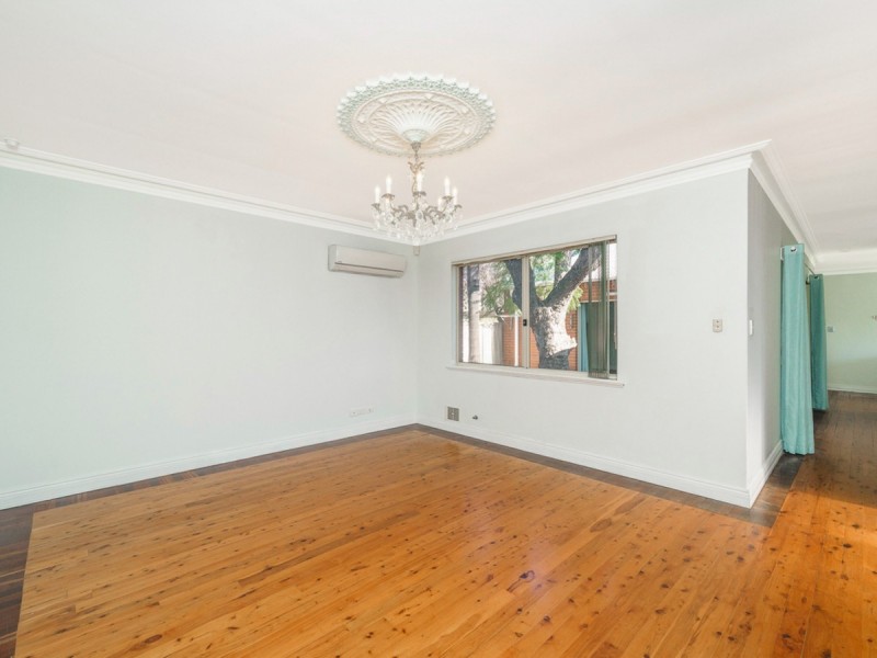 97B Tenth Avenue, Inglewood WA 6052