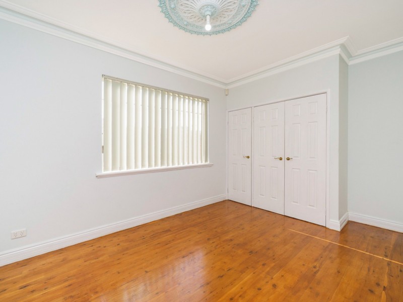 97B Tenth Avenue, Inglewood WA 6052