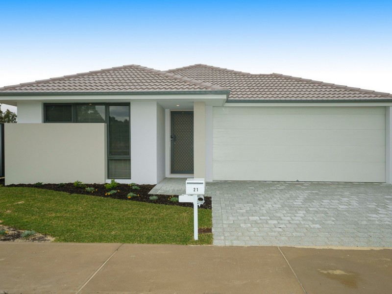 21 Karreen Way, South Guildford WA 6055