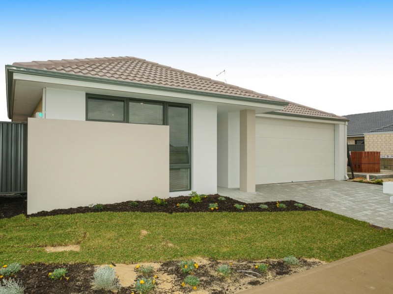21 Karreen Way, South Guildford WA 6055