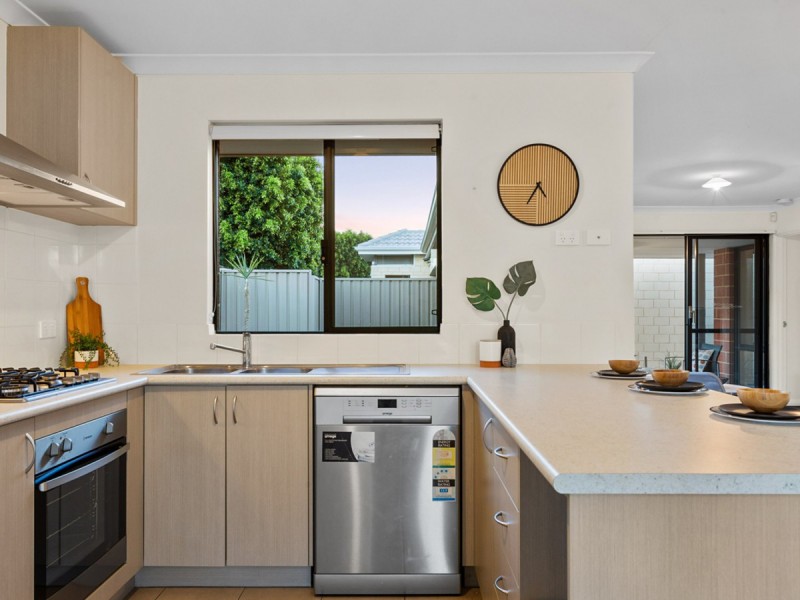 33 Moojebing Street, Bayswater WA 6053