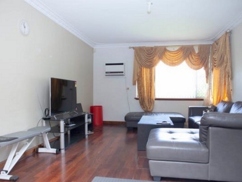 79 Alderley Square, Wilson WA 6107
